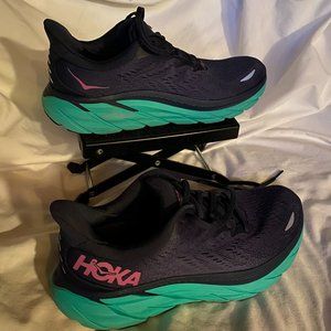 Hoka One One Women's Clifton 8